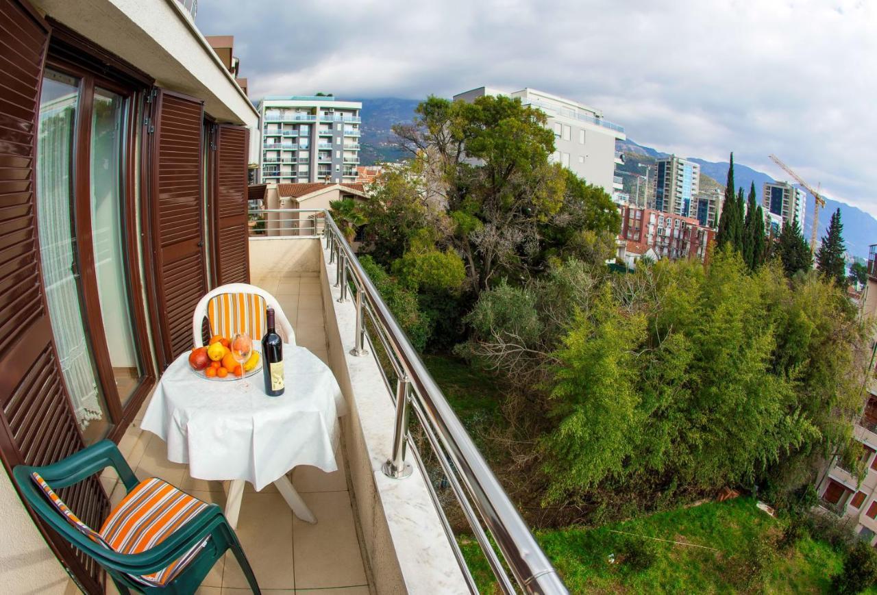 Guest House Mandarina Budva Zewnętrze zdjęcie